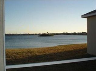 1702 Mira Lago Cir, Ruskin, FL 33570