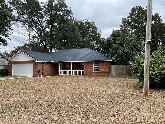 2nd image of 5411 Hollow Oak Ln