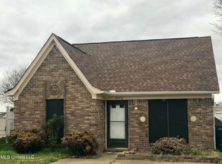 3370 Edenshire Ln, Horn Lake, MS 38637