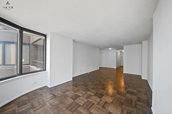 Rented by Akam Sales and Brokerage | media 5