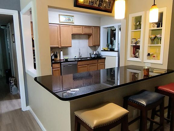 5th image of 5713 LAKE LUCINA Drive N