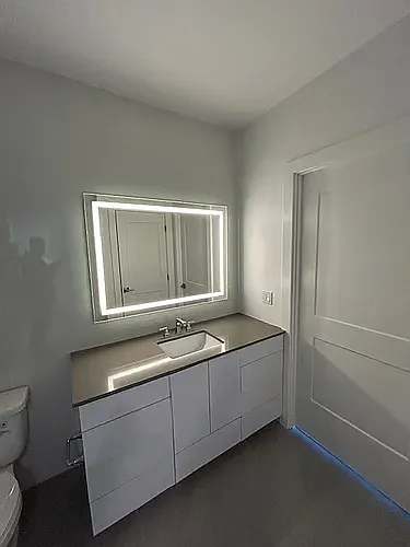 Residences at Sharon Gallery — Photo 73