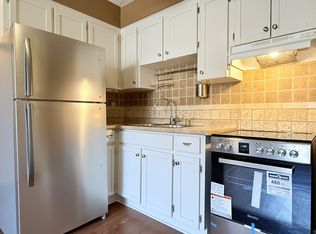 360 Tecumseh Road West, Windsor, VT 05089