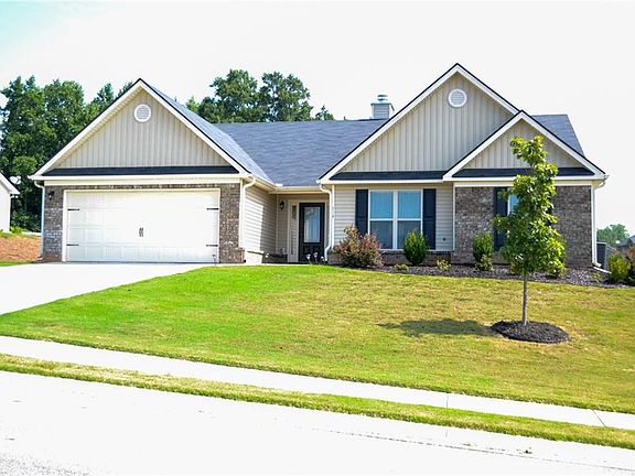 4th image of 2116 Savannah Dr