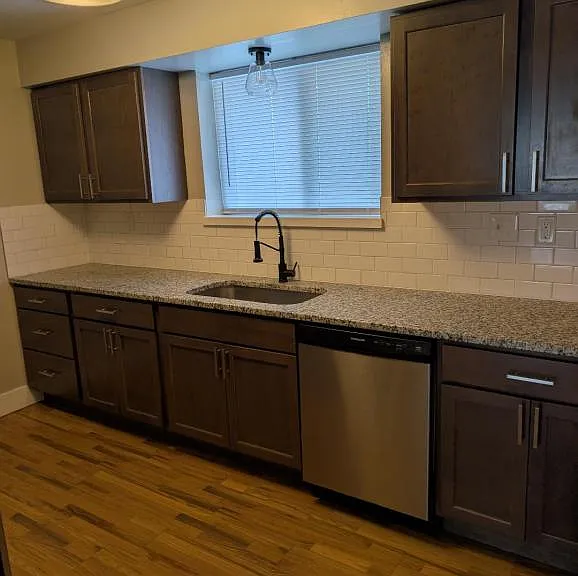 2408 Texel Dr #7 — Photo 1