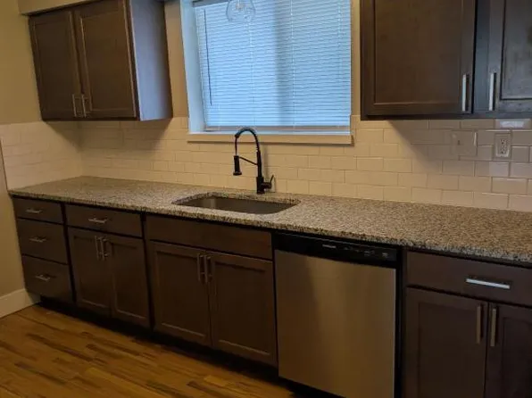 2408 Texel Dr APT 7, Kalamazoo, MI 49048