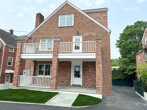 104 Pemberwick Rd FLOOR 3