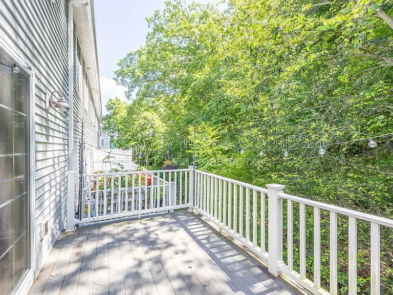 28 Armstrong Rd #C21 — Photo 4