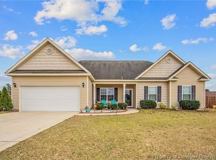 190 Sandstone Dr, Raeford, NC 28376