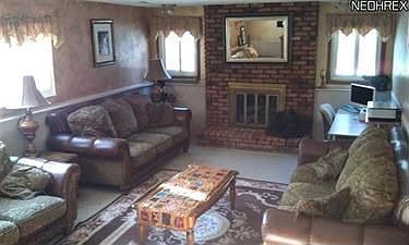 4th image of 24073 Palm Dr