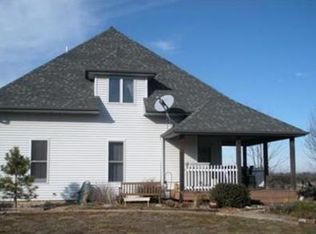 2576 Reno Rd, Ottawa, KS 66067