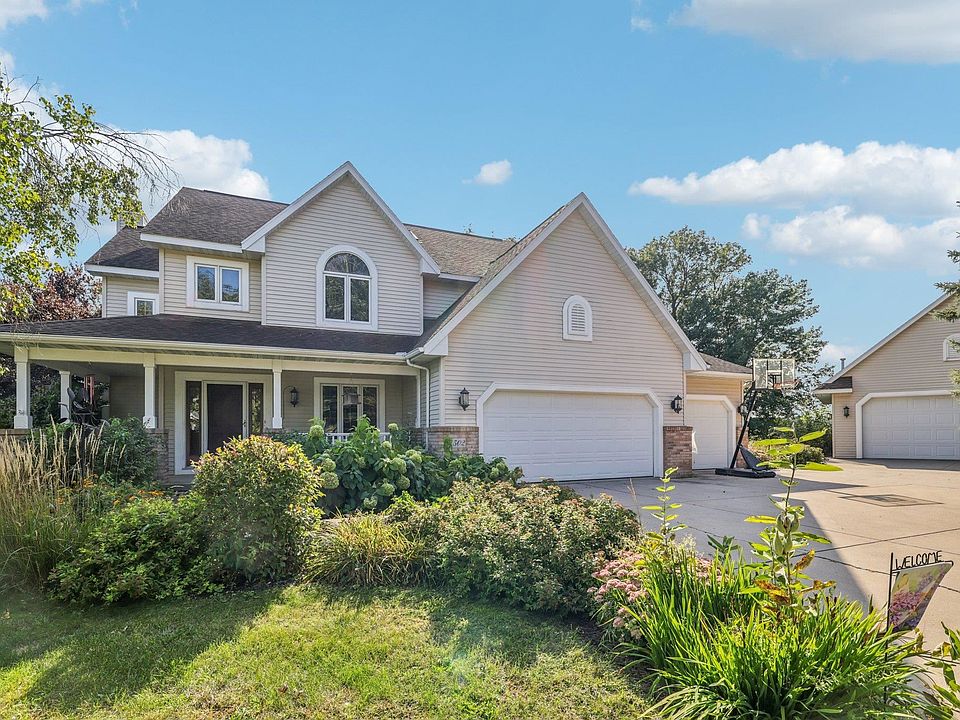 1st image of 502 Meadowlark Ln