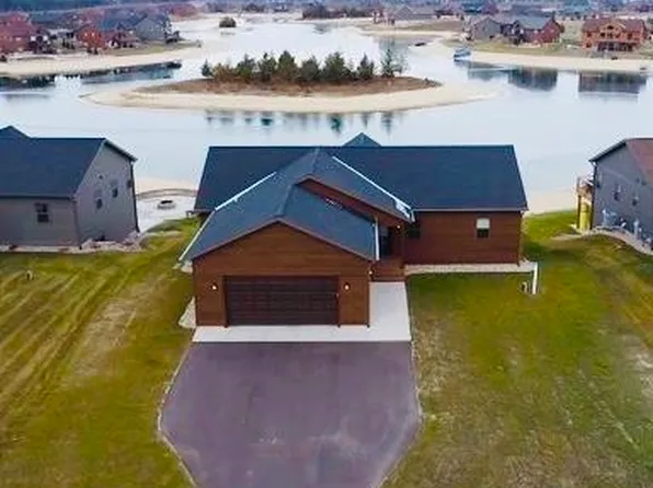 W5830 Island View Dr, New Lisbon, WI 53950