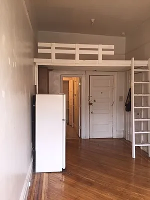 Rented by CG Realty | media 27