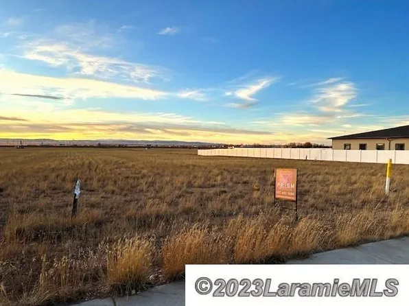 3934 Cherrywood East Loop #B2l11, Laramie, WY 82070