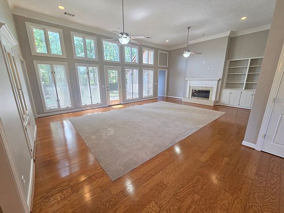 4th image of 6548 Mink Dr