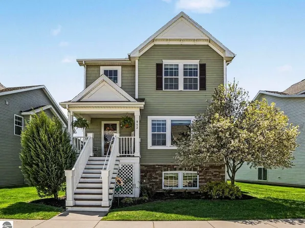 842 Winchester St, Holland, MI 49423