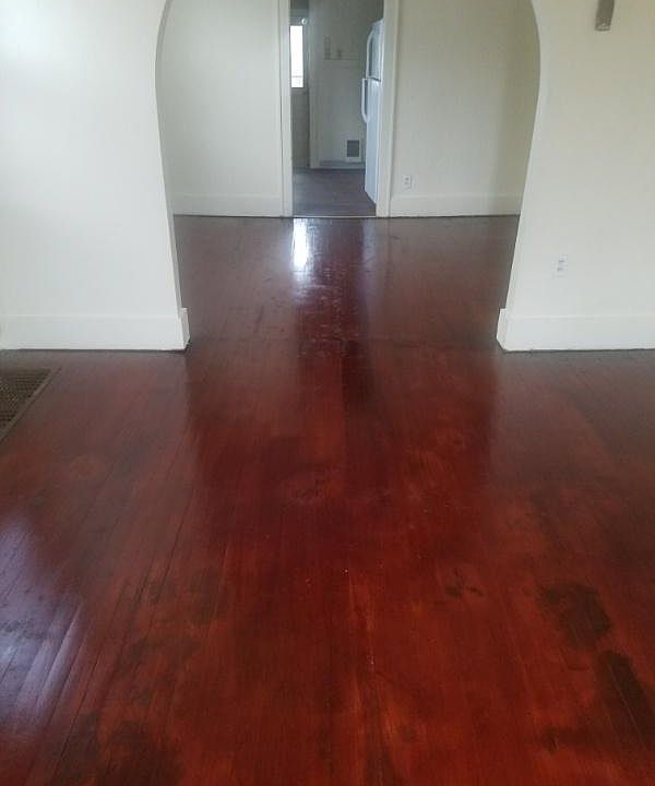 1st image of 344 W Blaine Ave