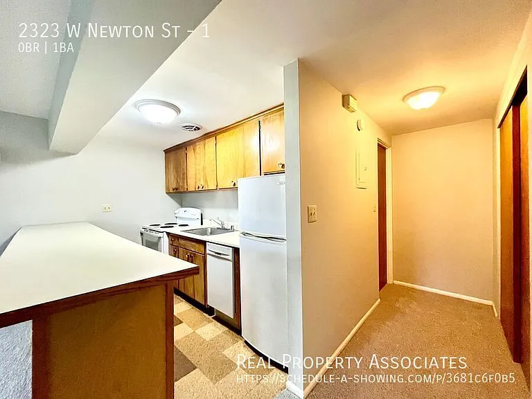 2323 W Newton St #1 — Photo 9