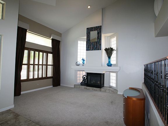 3rd image of 17530 W Carmen Dr