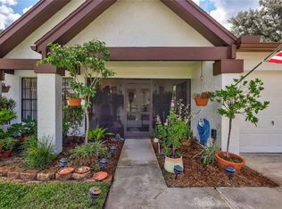 1237 Camelot Ct, Palm Harbor, FL 34684