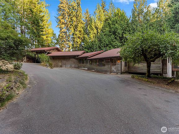 2nd image of 1350 SW Berry Lake Road