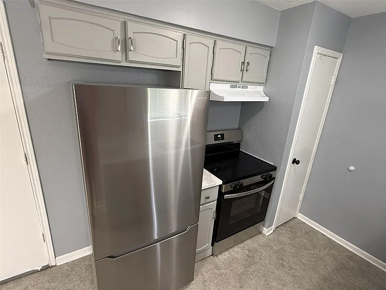 10519 Kirkglen Dr — Photo 7