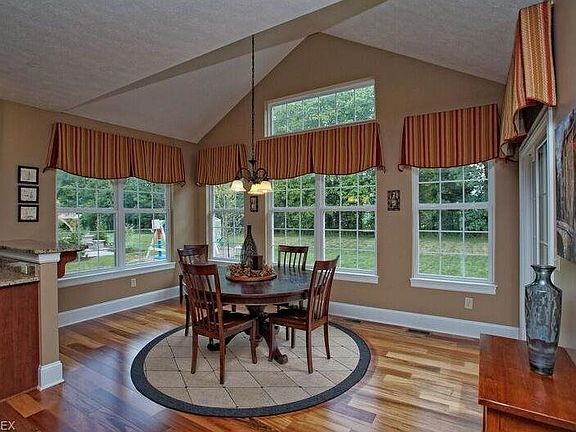 5th image of 4338 Brownstone Ln