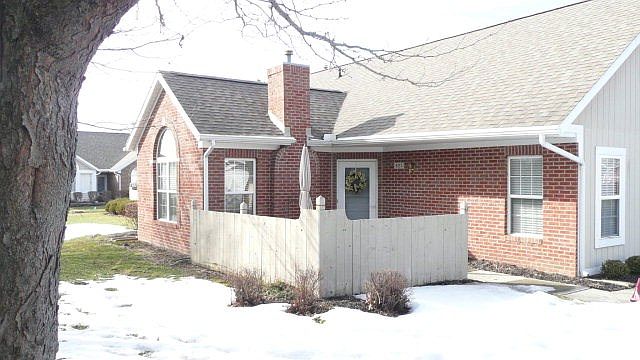 1st image of 623 Hampton Woods Dr