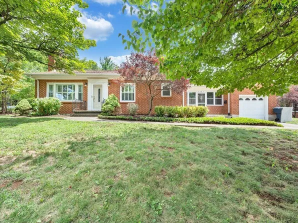 3307 Oakland Blvd NW, Roanoke, VA 24012