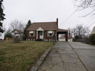 808 W Galbraith Rd, Cincinnati, OH 45231