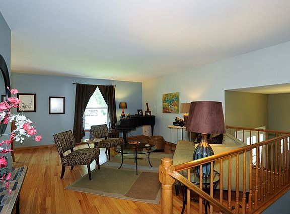 5th image of 1278 Brentwood Ln