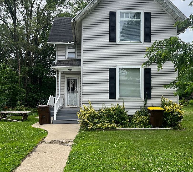 1st image of 1427 20th Ave