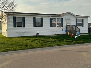 128 Winchester Trl, Goshen, IN 46526