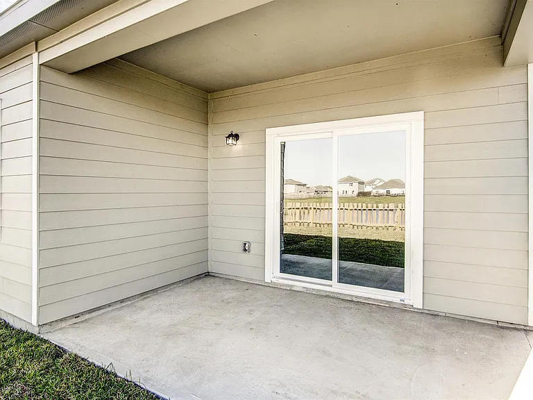 5002 Highland Springs Dr — Photo 23