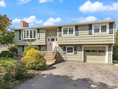 11 Redman Rd, Canton, MA, 02021