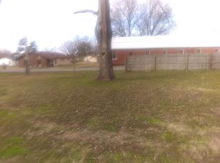 1102 S Rosser St, Forrest City, AR 72335