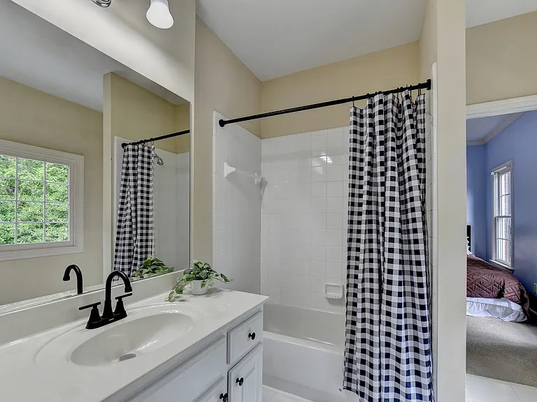 2051 Crown Vetch Ln — Photo 53