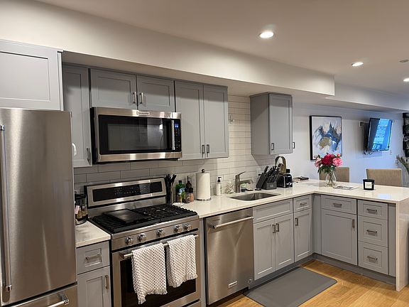 2nd image of 265 Webster St APT 2