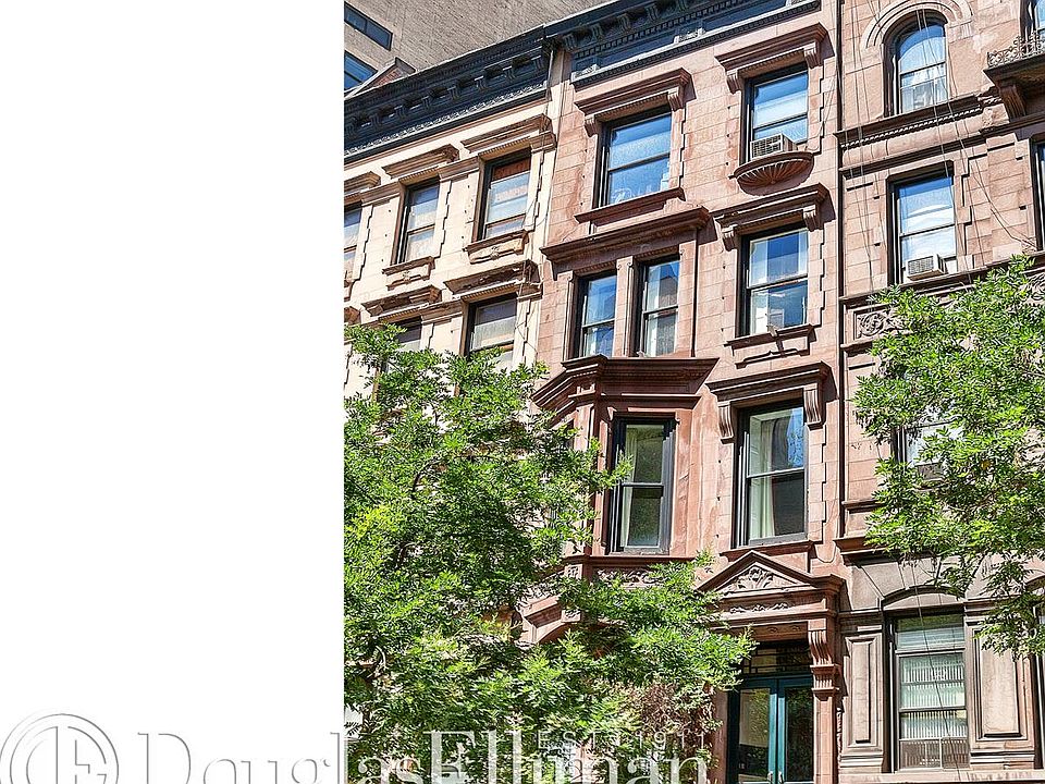 1st image of 129 W 70th St