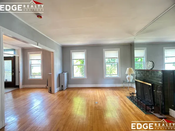 24 Leamington Rd, Brighton, MA 02135