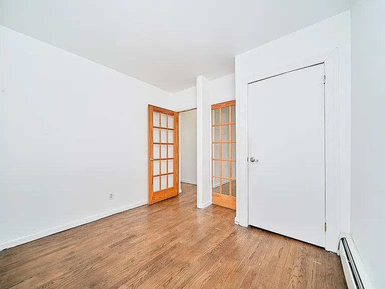 514 W 48th St #1A — Photo 8