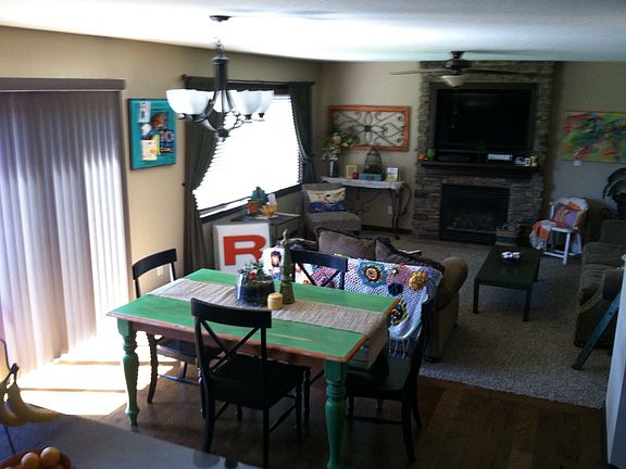 2nd image of 1415 NE Williamsburg Dr