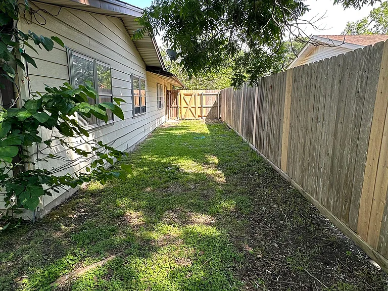 1509 Camilla Rd — Photo 34