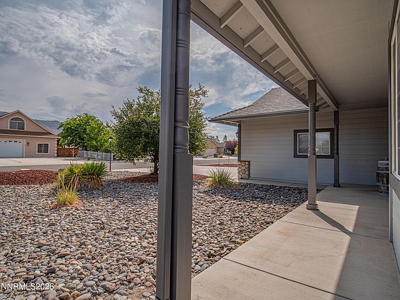 4th image of 2894 Rio Vista Dr