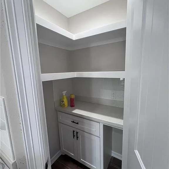1726 La Paloma Ave — Photo 2