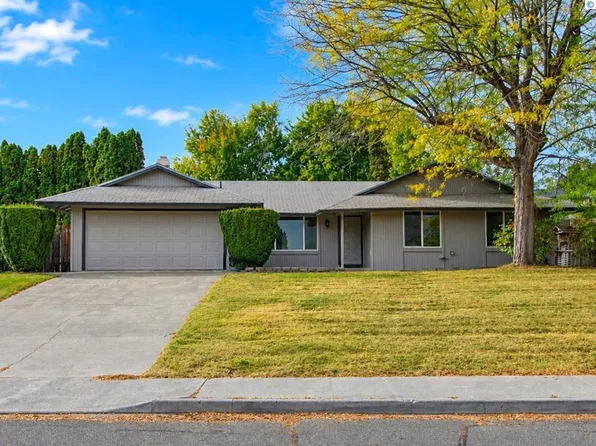 1013 W 14th Ave, Kennewick, WA 99337