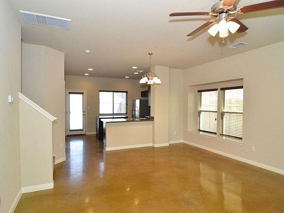 Family room to dining area