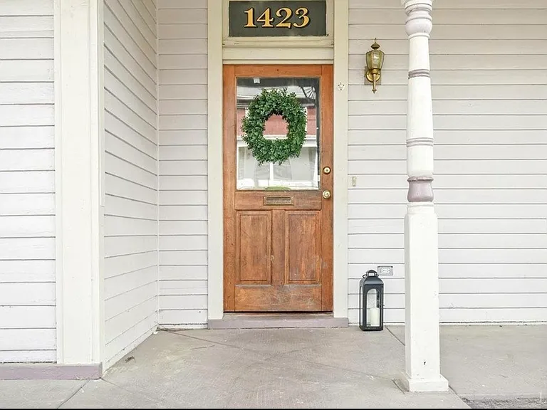 1423 Pierce St — Photo 4
