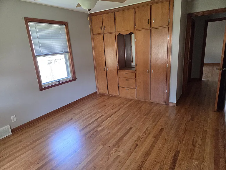 7421 Pershing Blvd #1 — Photo 9